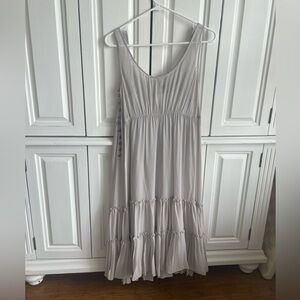 Elegant Gray Sleeveless Dress